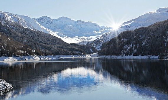 Swiss may let 5,000 people use marijuana legally for studies