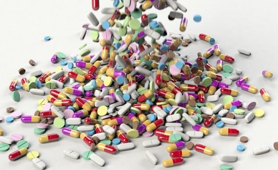 Opiate use reduction after cannabis legalization